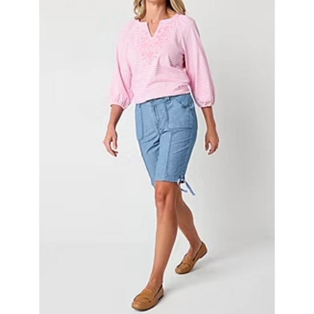 St. John's Bay Women's Mid-Rise Cargo Shorts - Size 16P, Chic & Versatile!
